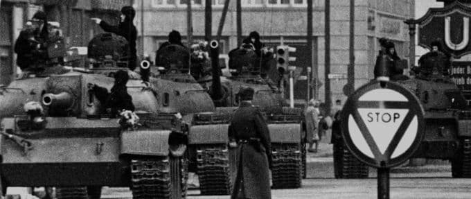 tanks-faced-off-in-divided-berlin